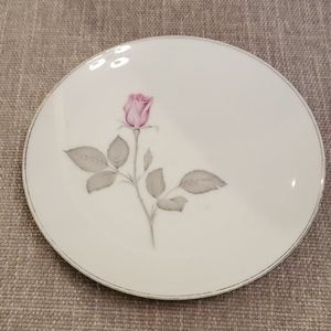 Vintage 1940s Zylstra rose saucer